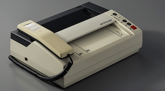 Desarrollo de equipos de FAX e impresoras láser utilizando la tecnología del momento